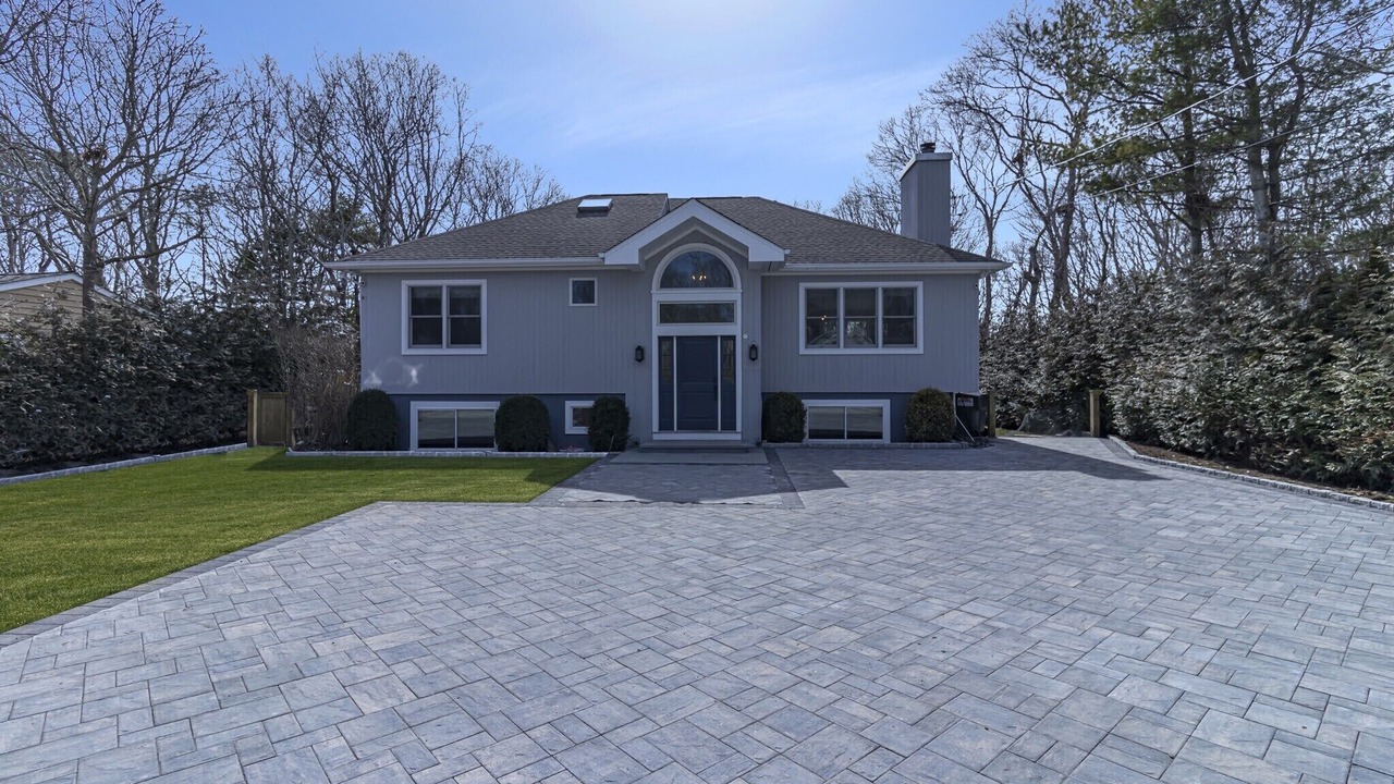 Photo of Outdoor in Hampton Bays