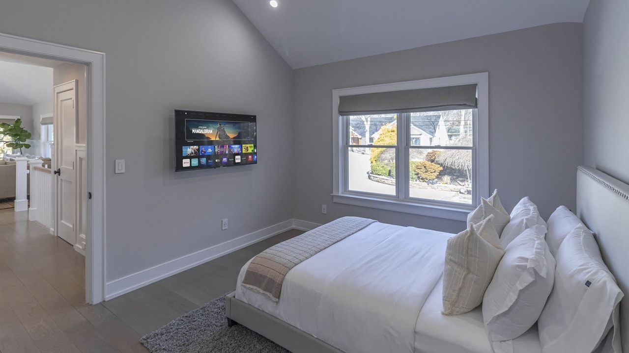 Photo of Bedroom in Hampton Bays