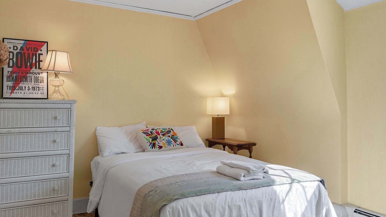 Photo of Bedroom in Glendale