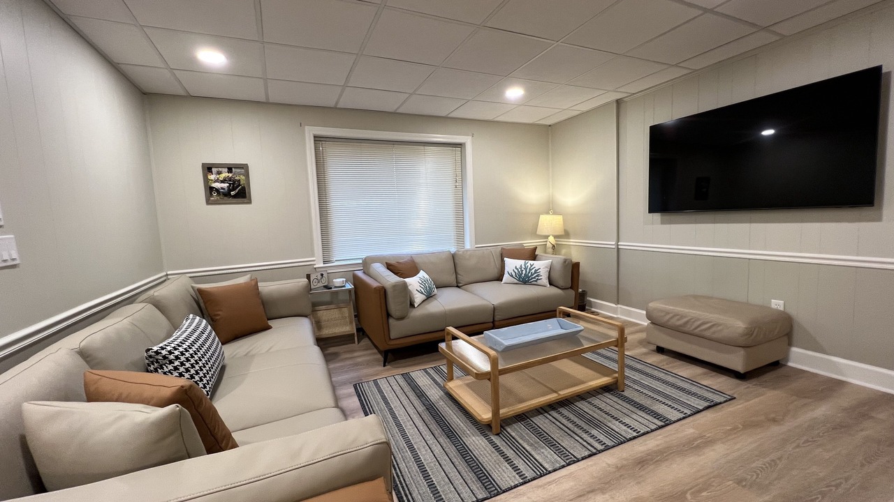 Photo of Livingroom in Hyannis