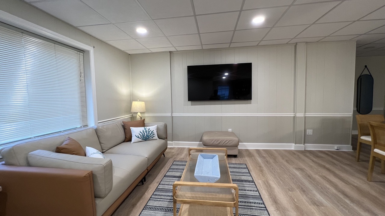 Photo of Livingroom in Hyannis
