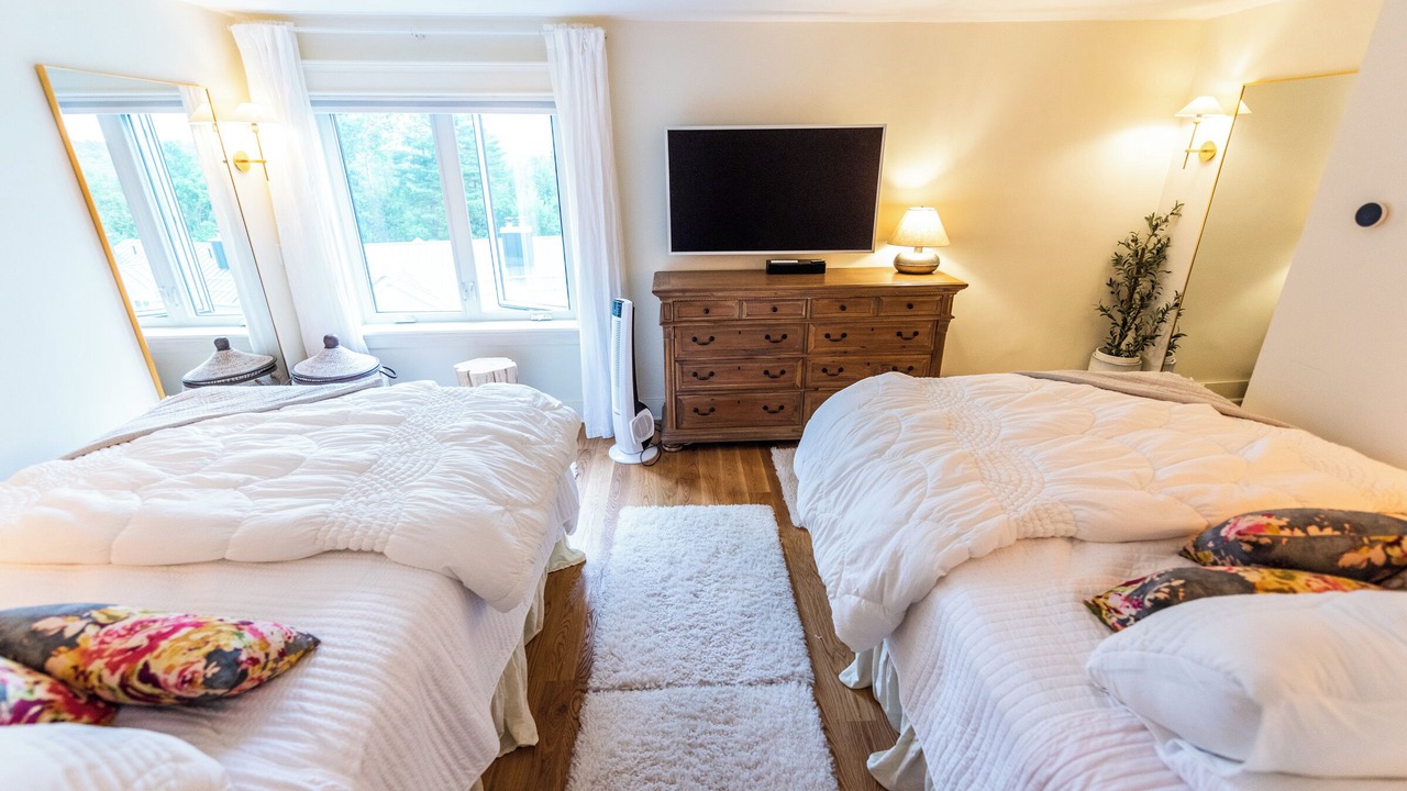 Photo of Bedroom in East Burke