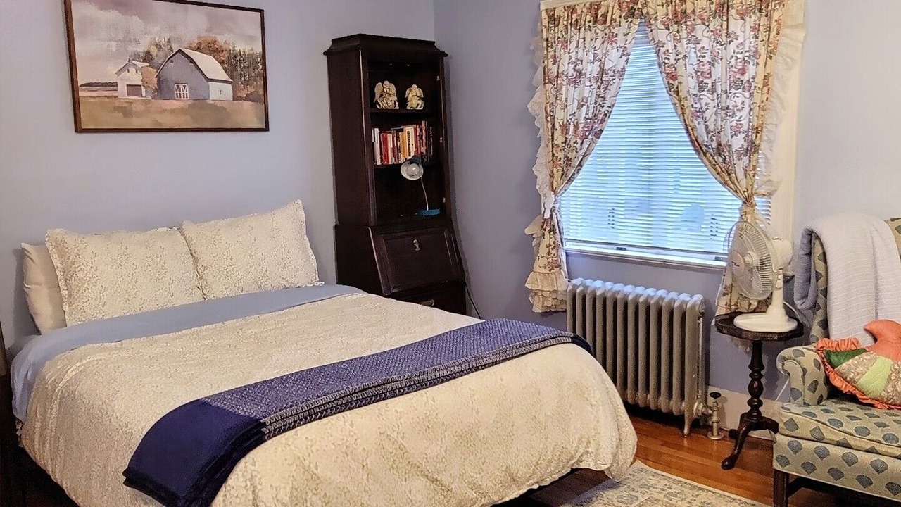 Photo of Bedroom in Springfield