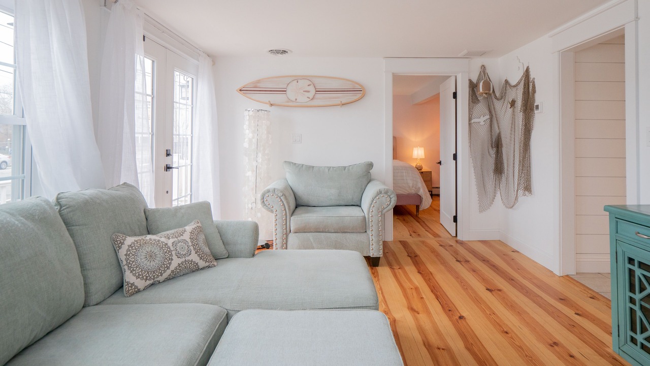 Photo of Livingroom in Tiverton
