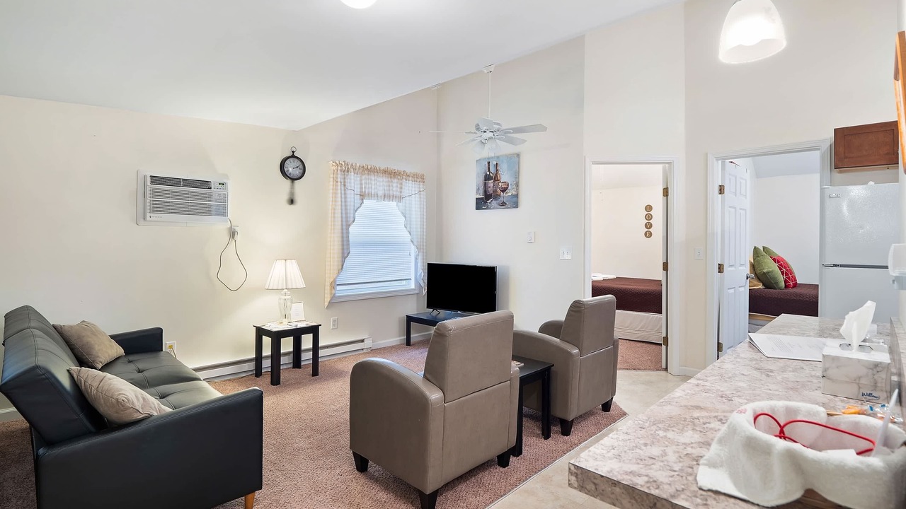 Photo of Livingroom in Geneva-on-the-Lake