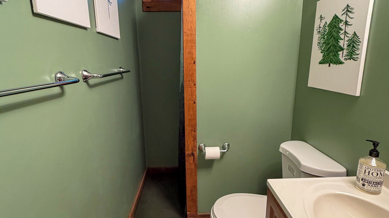 Photo of Bathroom in Eidelweiss Village