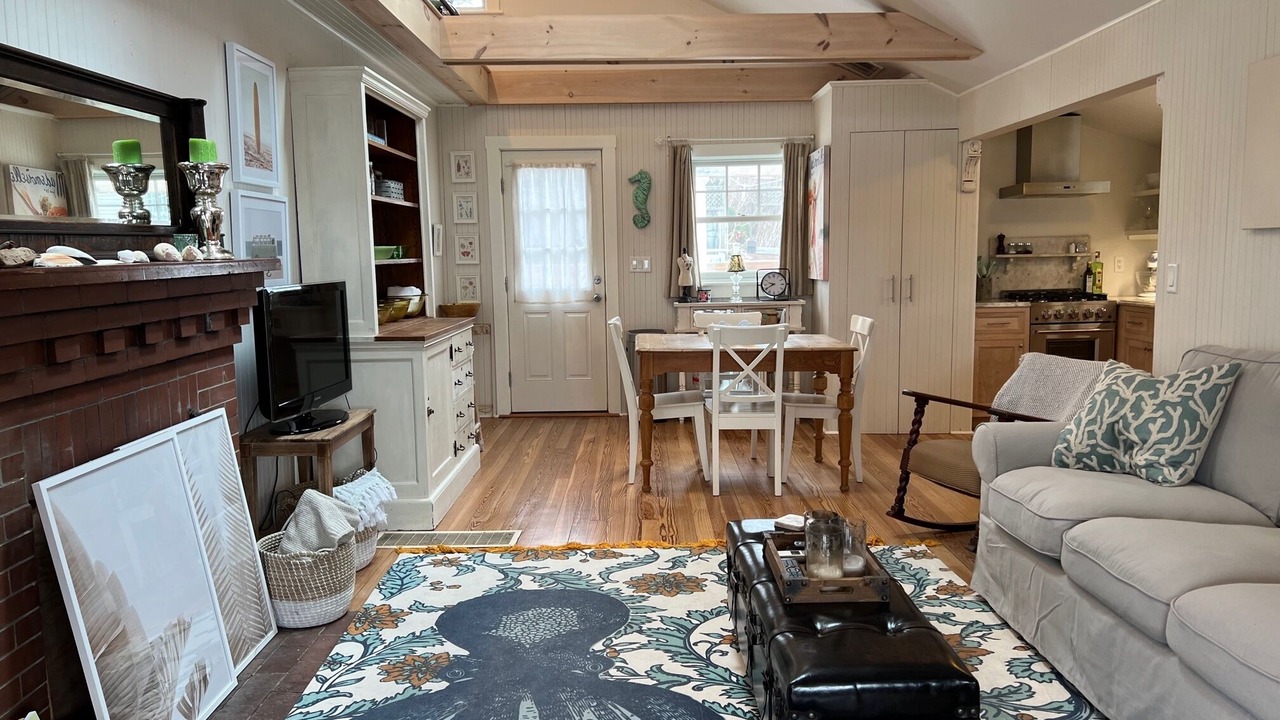 Photo of Livingroom in Hull