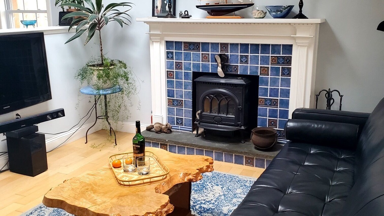 Photo of Livingroom in Niantic