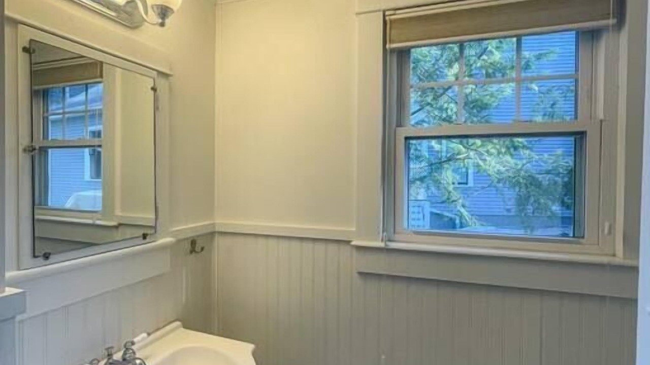 Photo of Bathroom in Sunapee