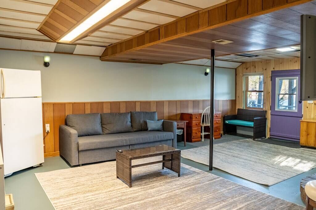 Photo of Livingroom in Sunapee