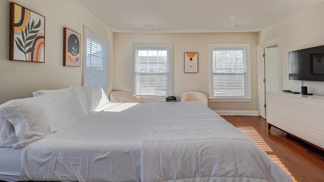 Photo of Bedroom in Orange