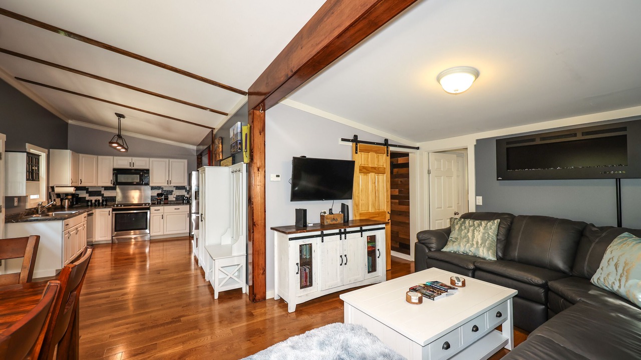 Photo of Livingroom in North Conway