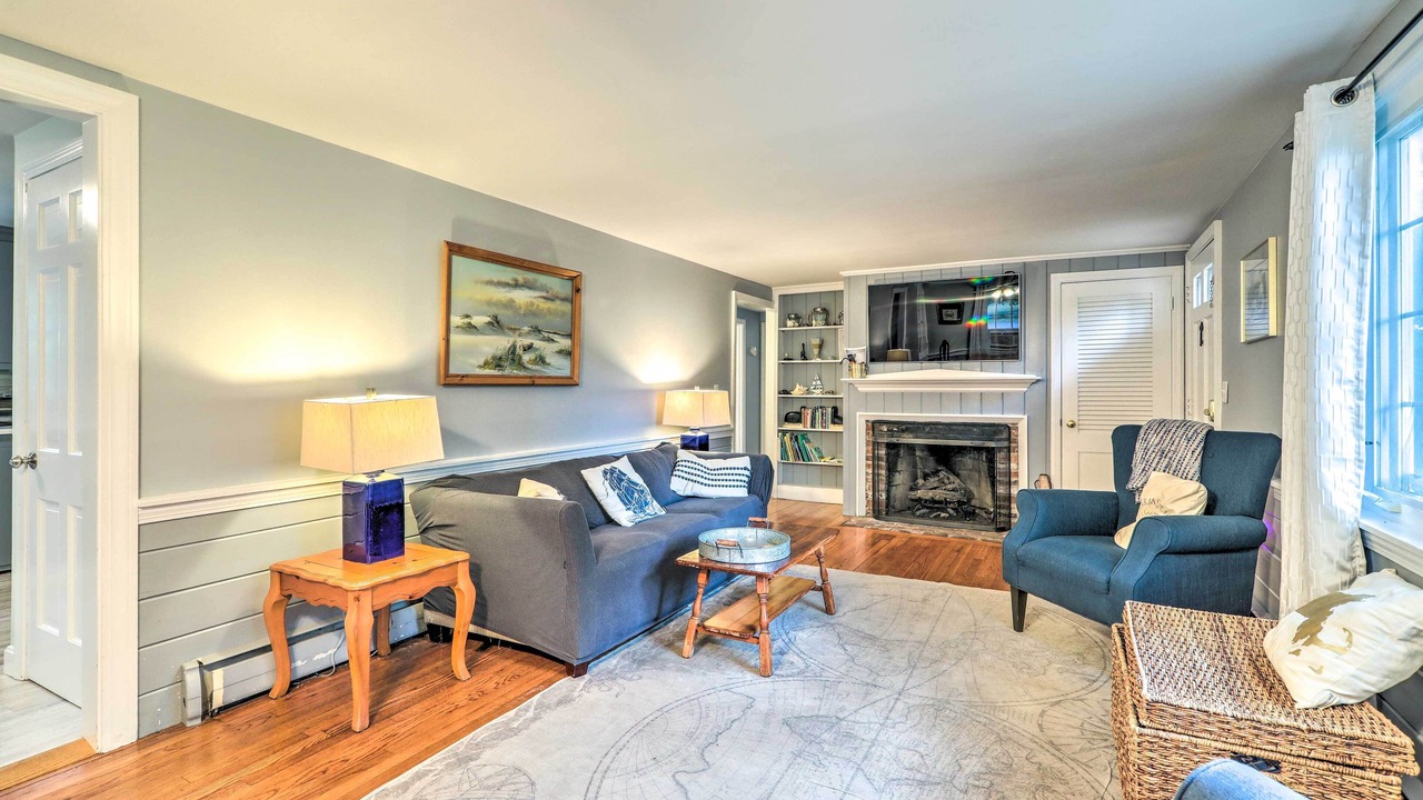 Photo of Bedroom in West Yarmouth