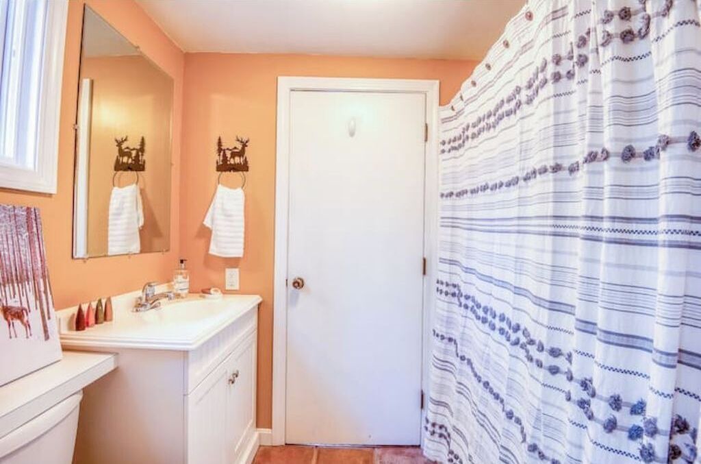 Photo of Bathroom in North Conway