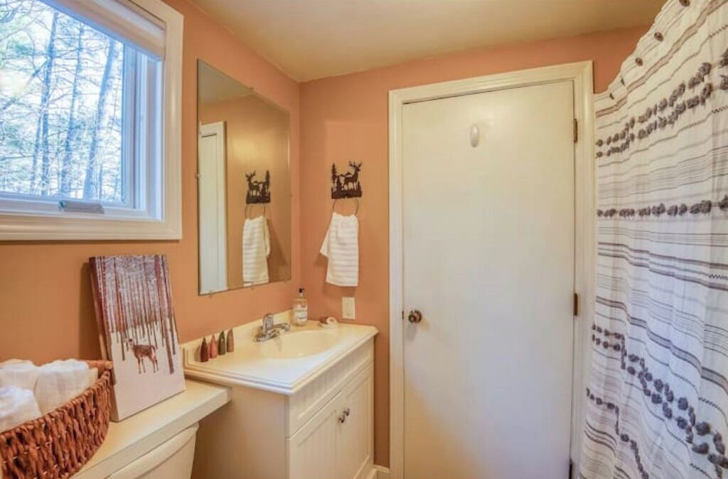 Photo of Bathroom in North Conway