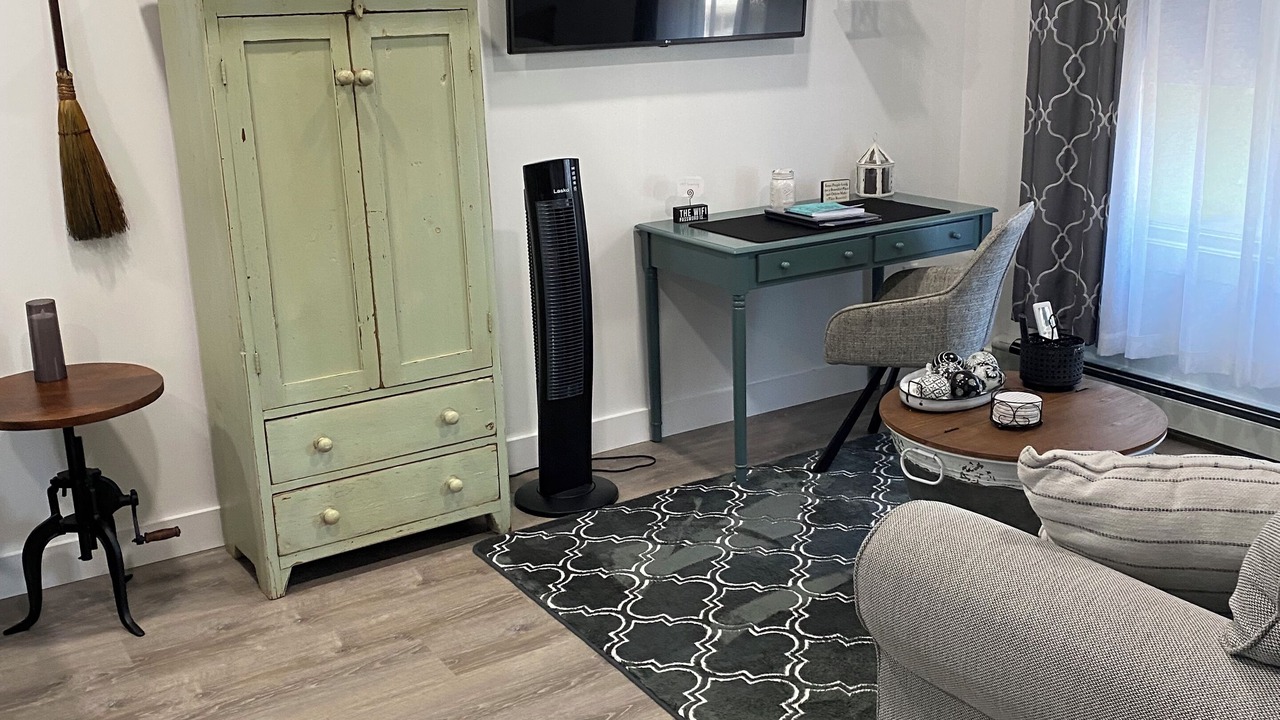 Photo of Livingroom in Stonington