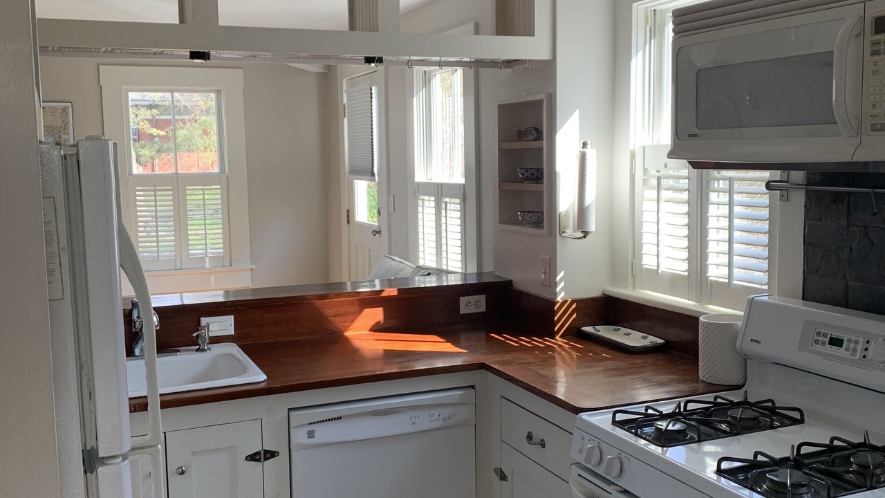 Photo of Kitchen in Yachting Village