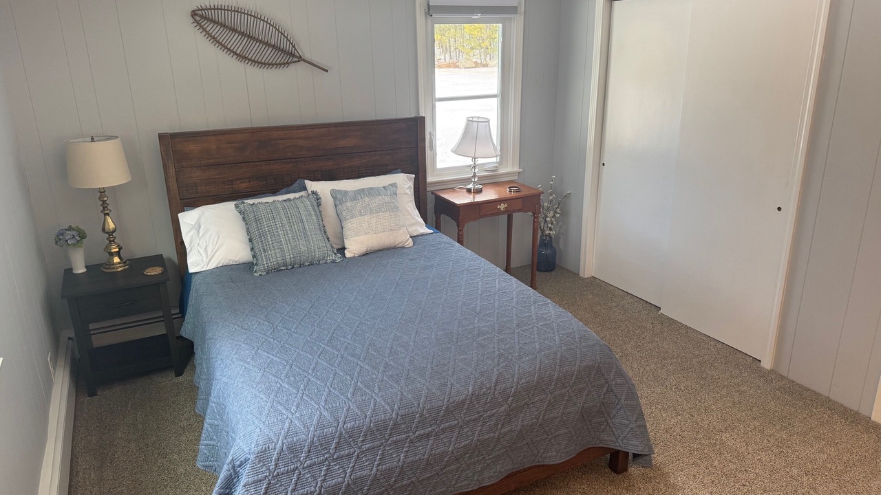 Photo of Bedroom in Freedom