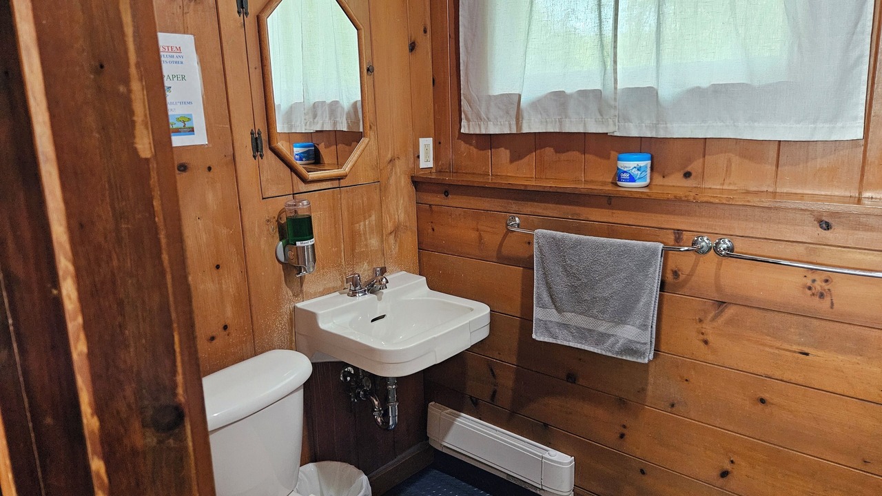 Photo of Bathroom in Port Colborne