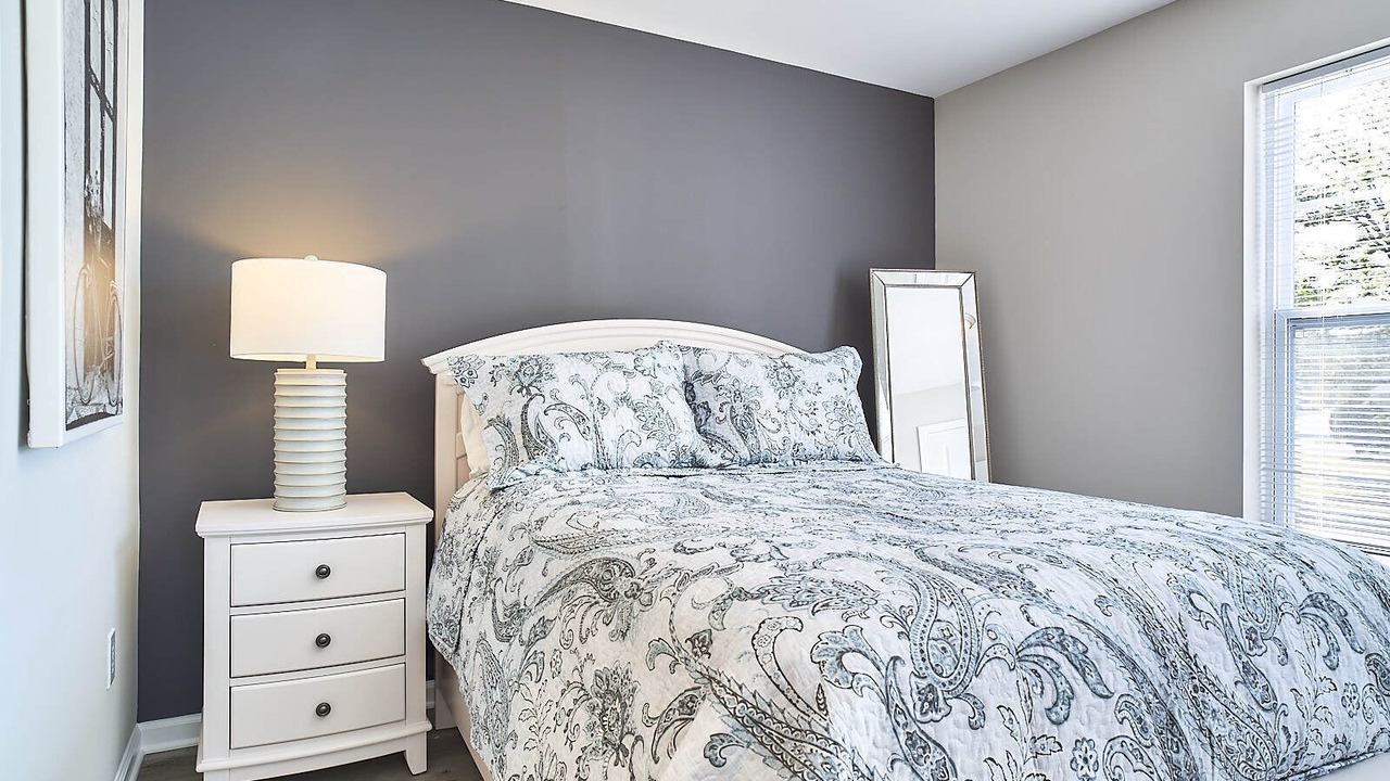 Photo of Bedroom in Drums