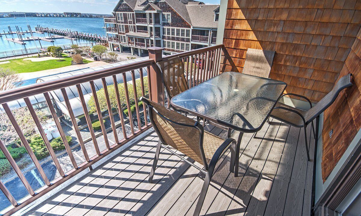 Photo of Outdoor in Yachting Village