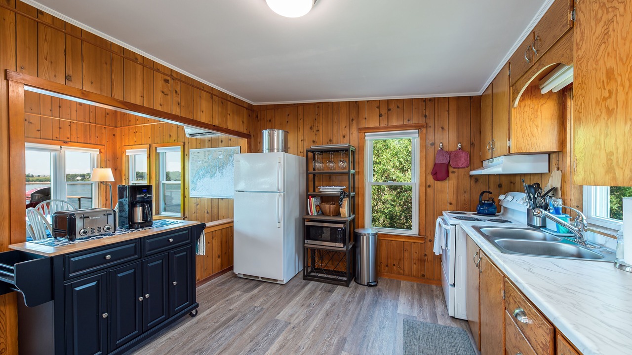 Photo of Kitchen in Mid-Coast and Islands
