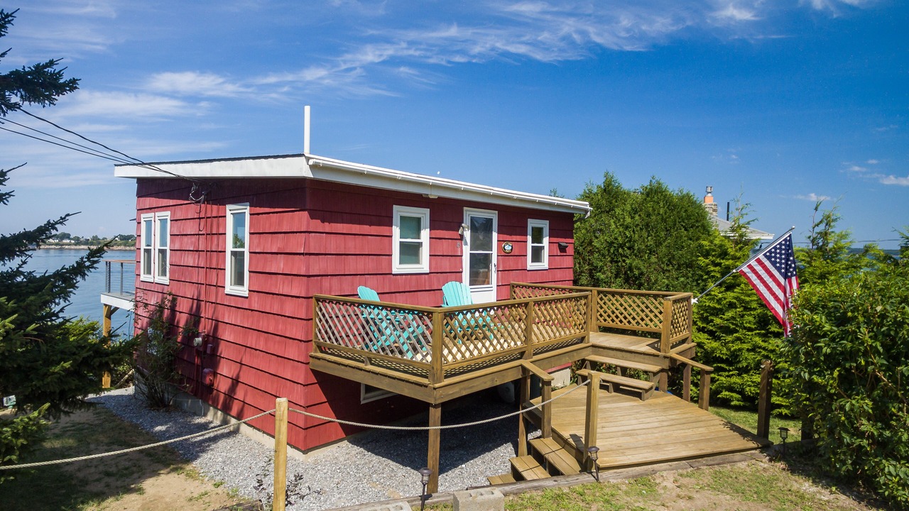 Photo of Patio Balcony in Mid-Coast and Islands