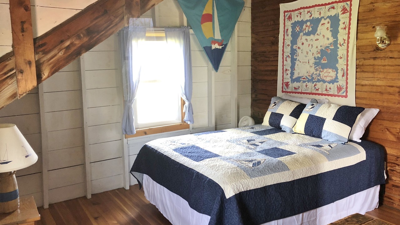 Photo of Bedroom in Harpswell