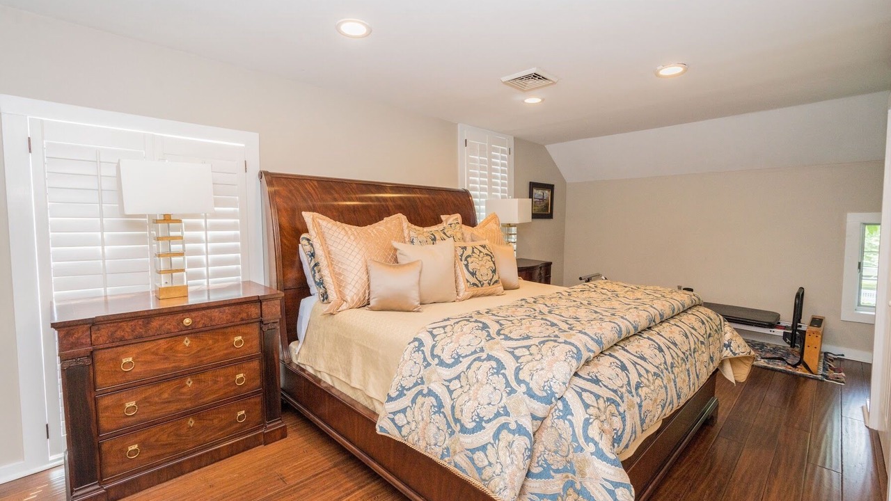 Photo of Bedroom in Saratoga Springs