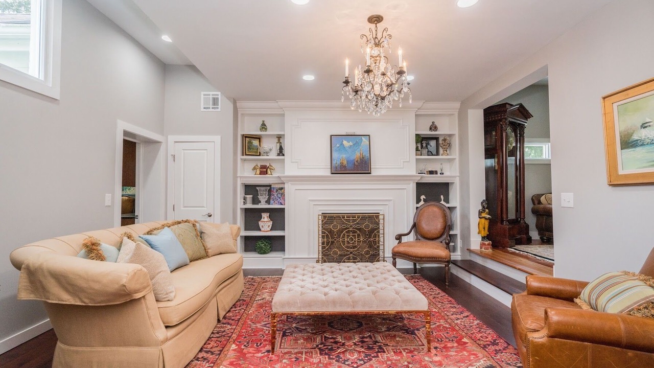 Photo of Livingroom in Saratoga Springs