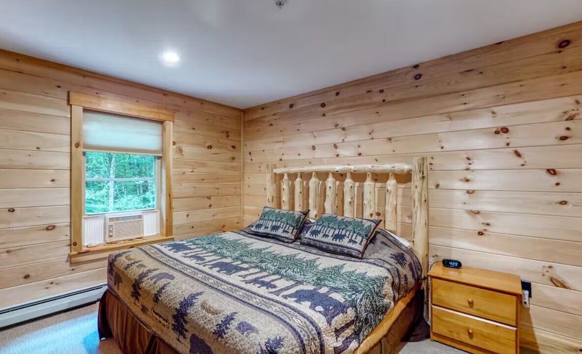 Photo of Bedroom in Carrabassett Valley