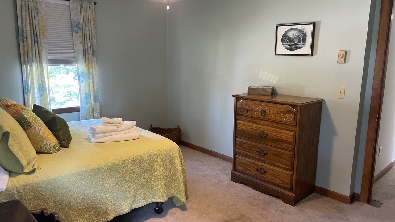 Photo of Bedroom in Stonington