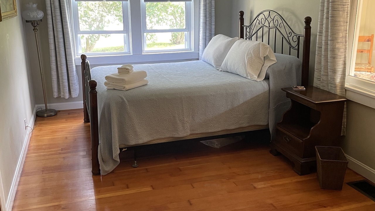 Photo of Bedroom in Stonington