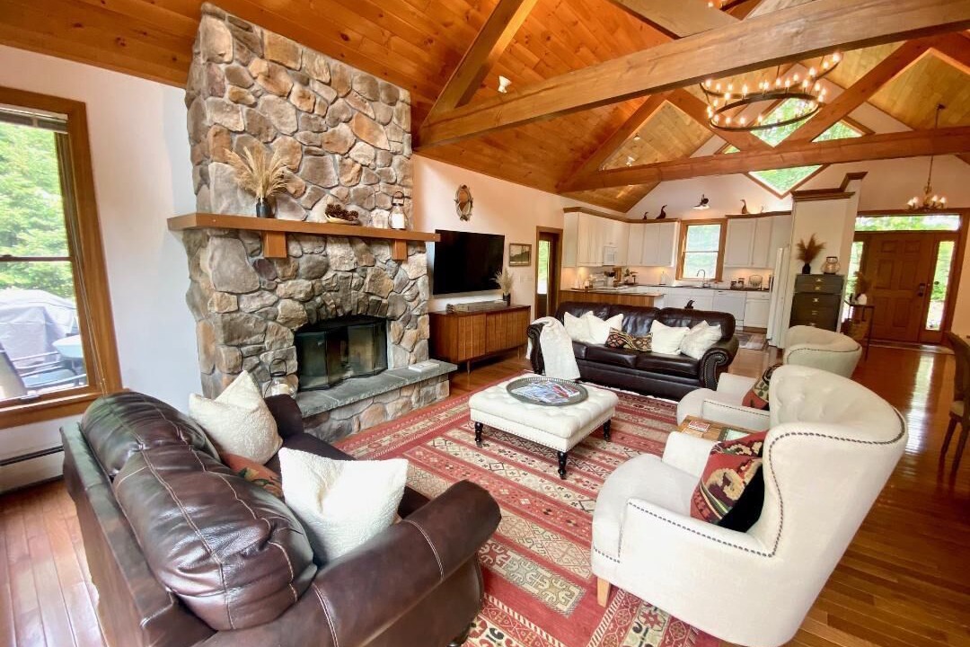 Photo of Livingroom in Saranac Lake