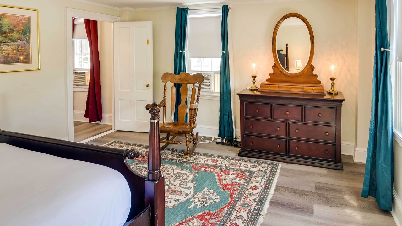 Photo of Bedroom in Warren