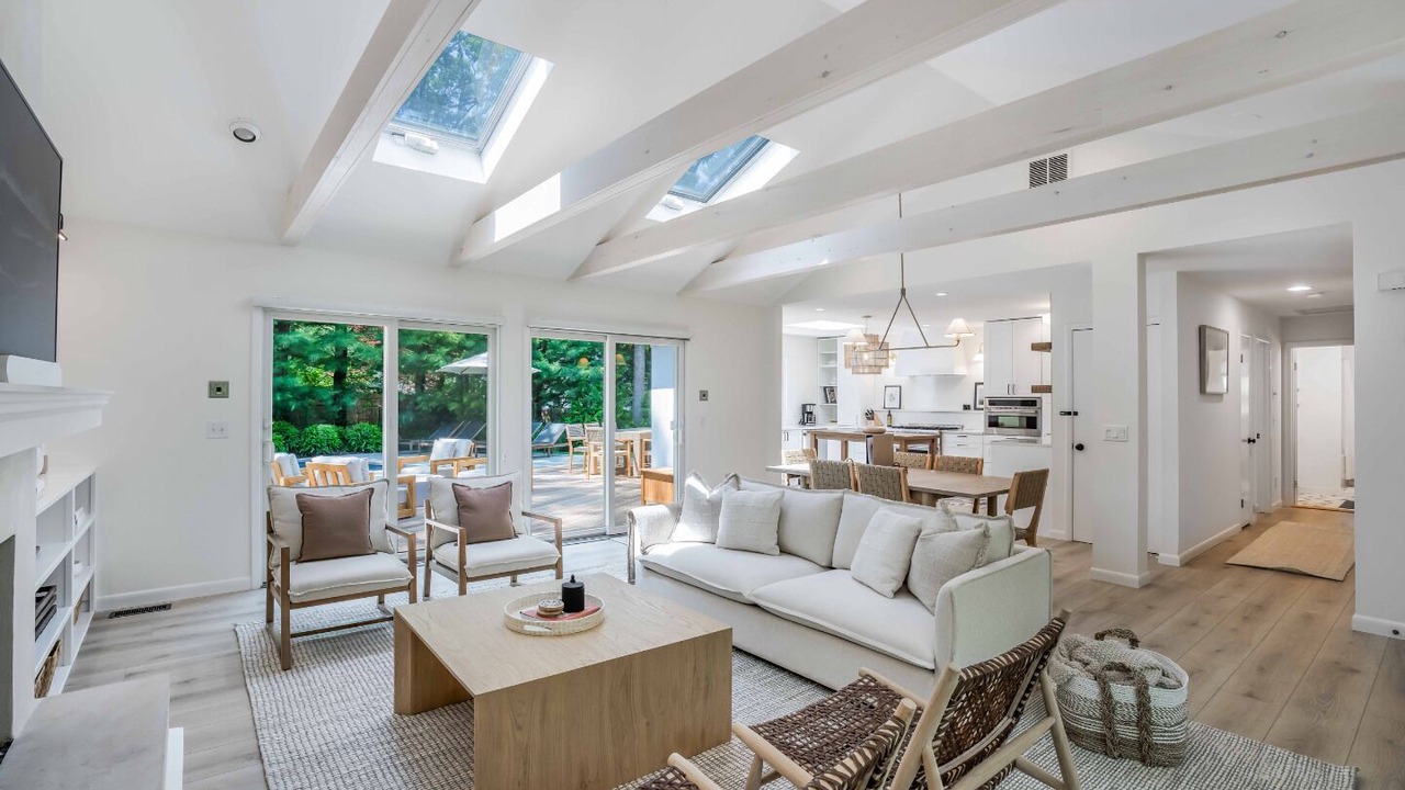 Photo of Livingroom in Springs