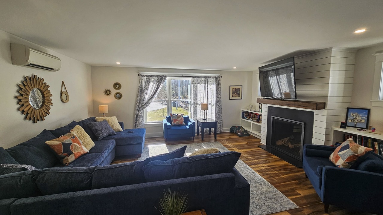 Photo of Livingroom in Kennebunk