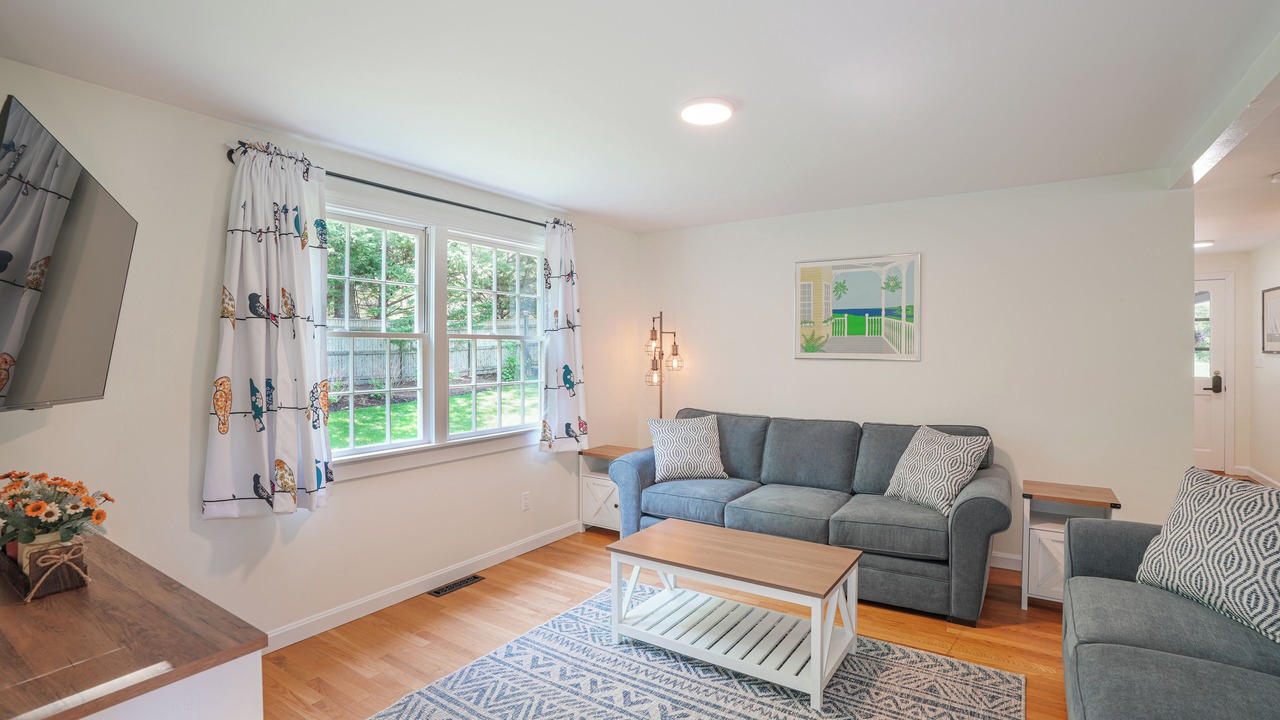 Photo of Livingroom in Edgartown