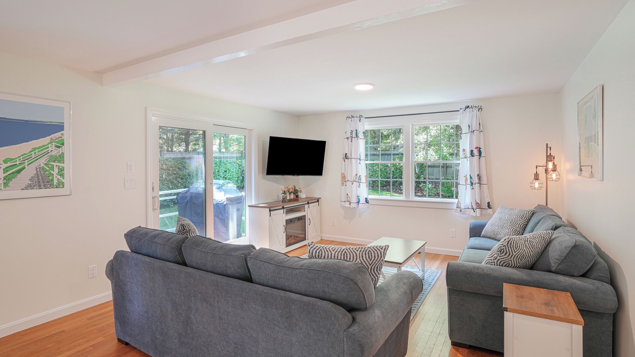 Photo of Livingroom in Edgartown