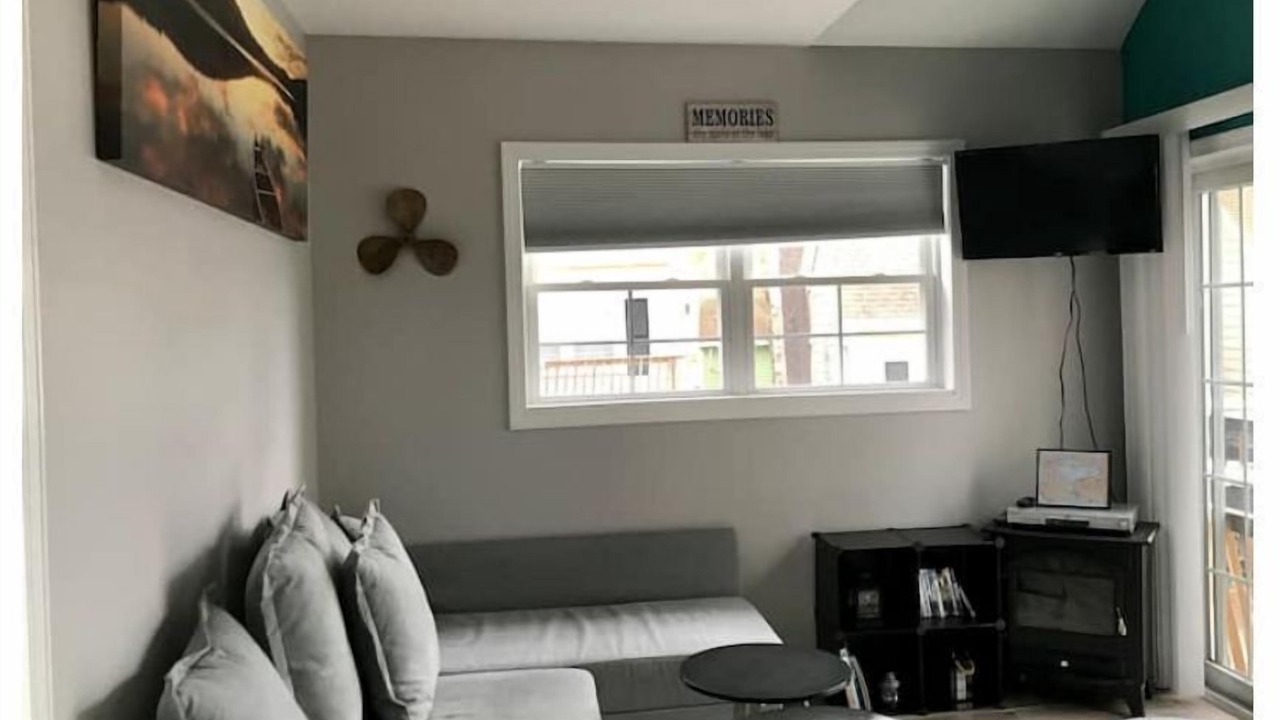 Photo of Livingroom in Laconia
