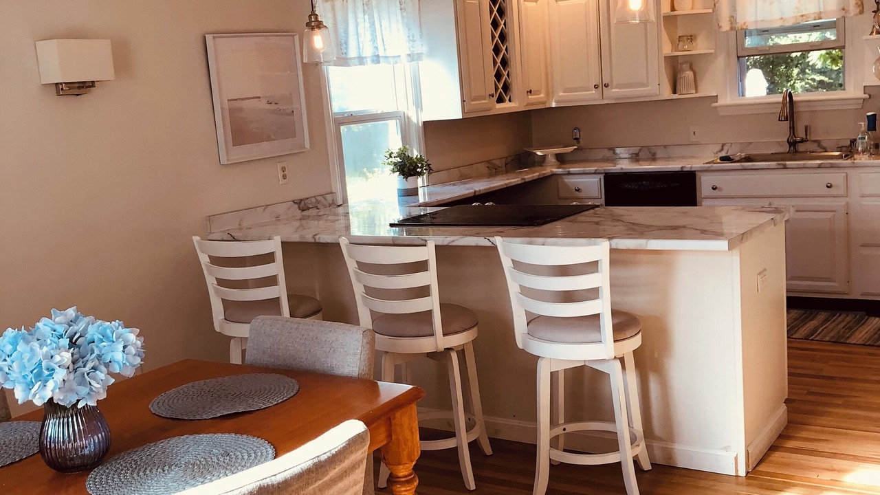 Photo of Kitchen in Bellevue Avenue Historic District
