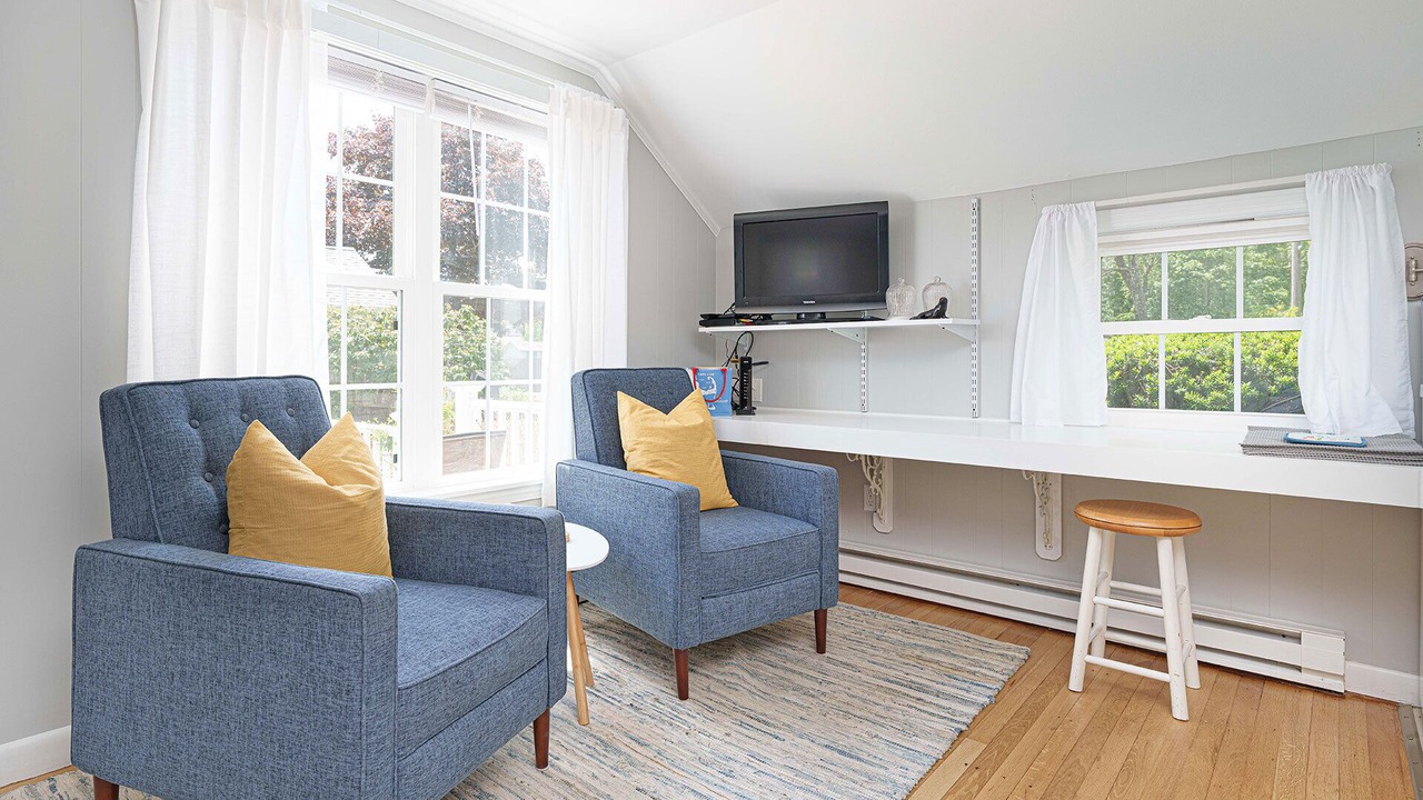 Photo of Livingroom in Hyannis