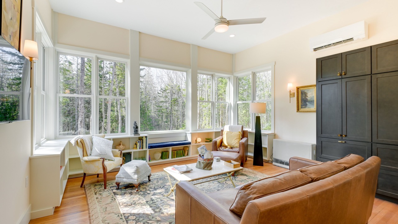 Photo of Bedroom in Seal Cove