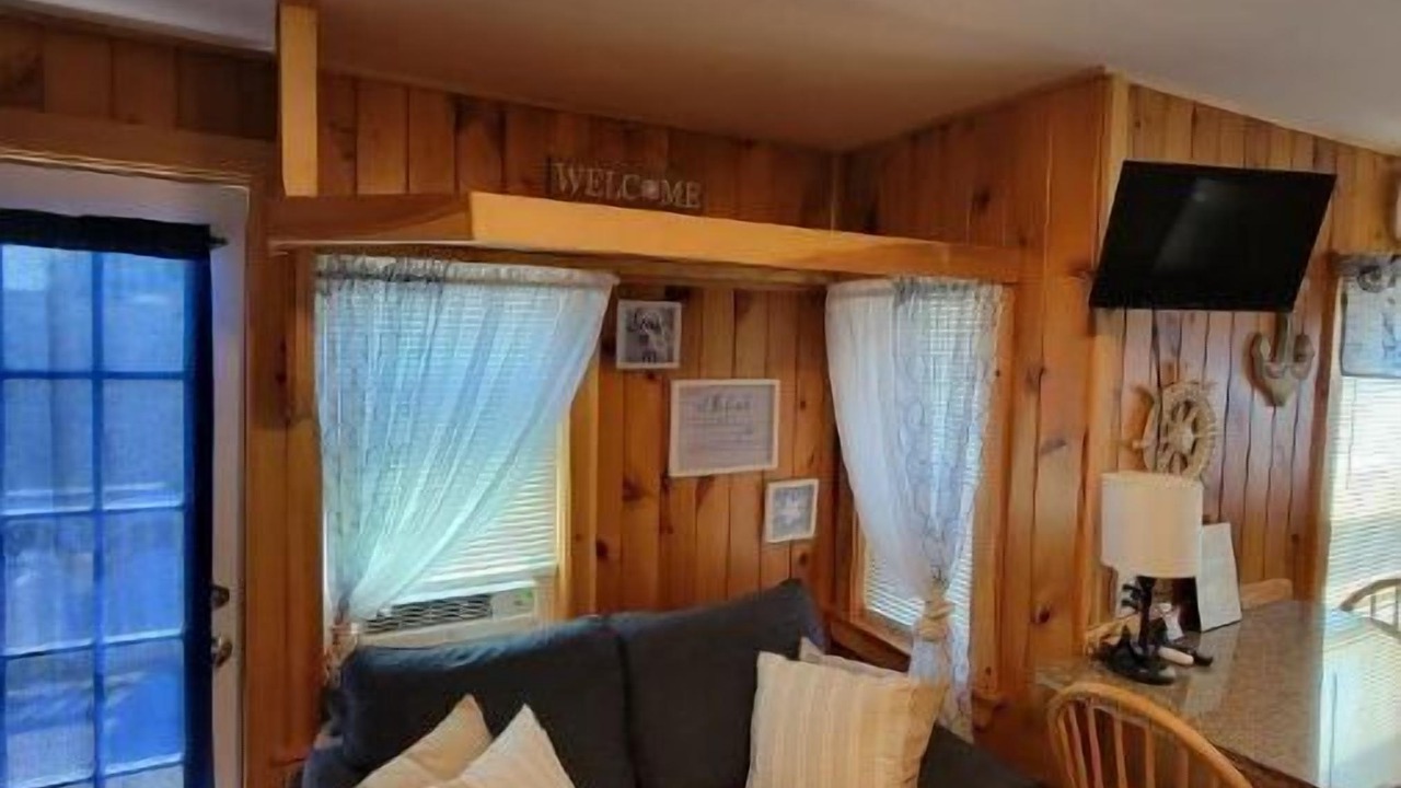Photo of Livingroom in Hampton