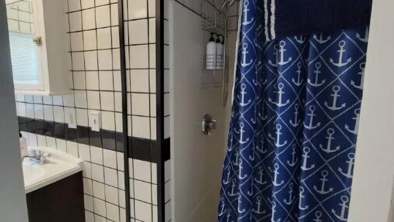 Photo of Bathroom in Hampton