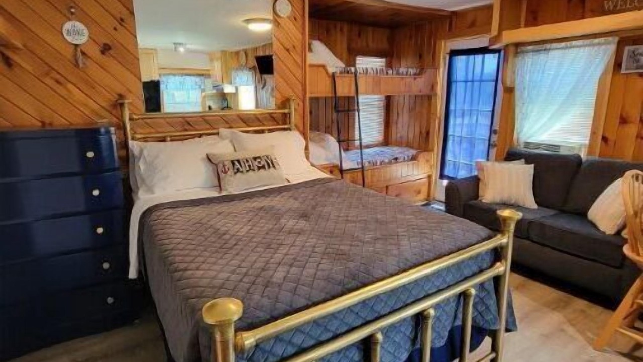Photo of Bedroom in Hampton