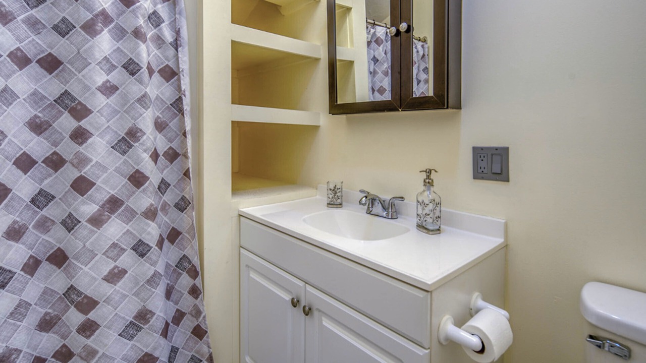 Photo of Bathroom in Vineyard Haven