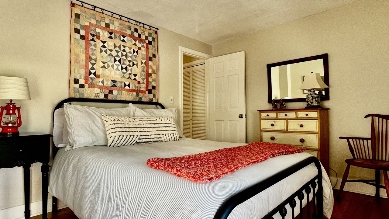 Photo of Bedroom in Stonington