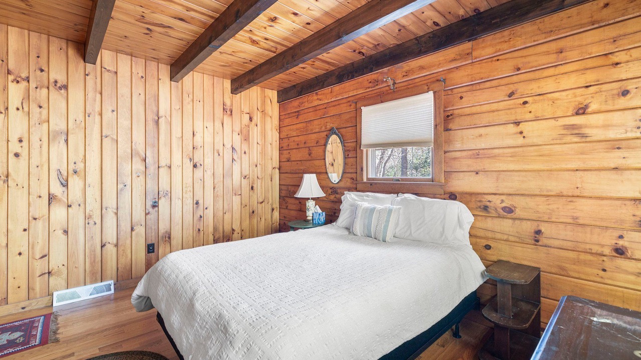 Photo of Bedroom in Charlestown