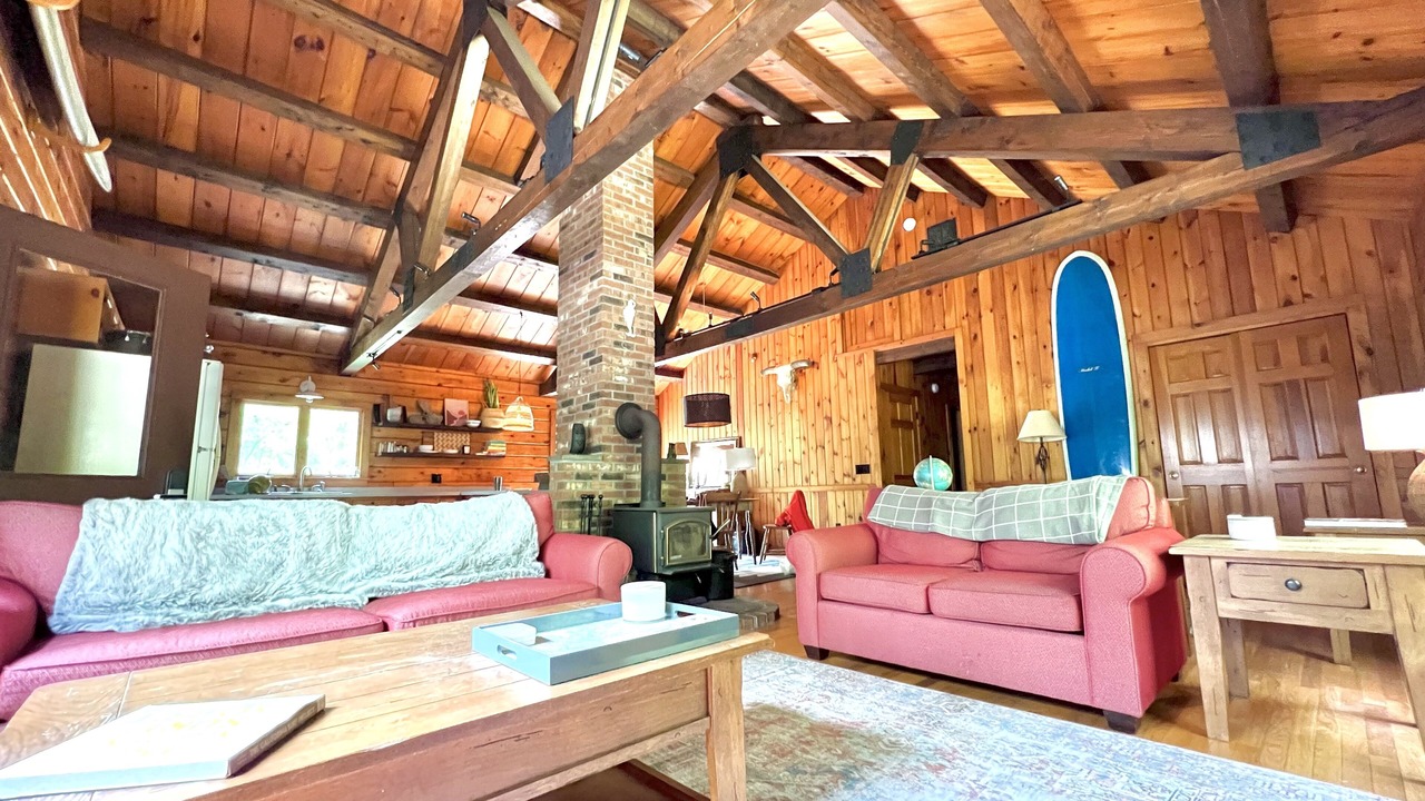 Photo of Livingroom in Charlestown